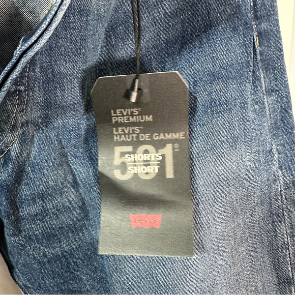 Nwt levis button fly 501 denim jean shorts stretchy sits at waist - Picture 9 of 11